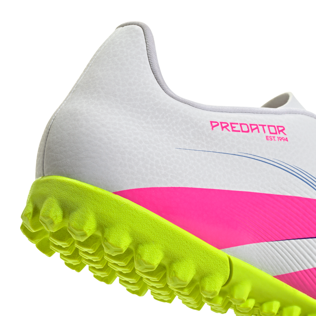 Botines Predator Club Pasto Sintetico