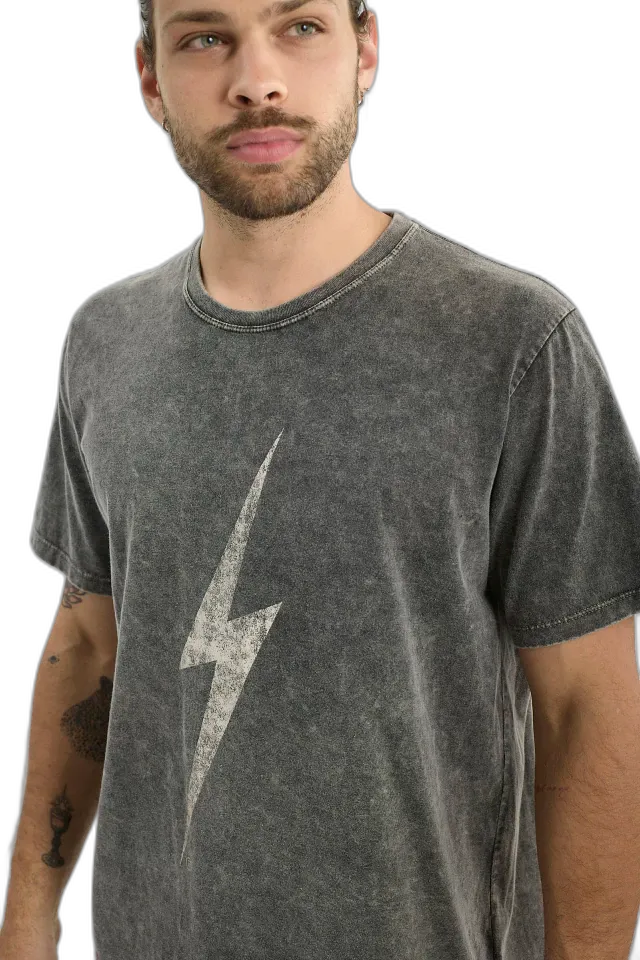 REMERA DYE BOLT